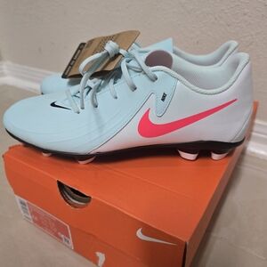 Nike Men/Women Soccer Cleats